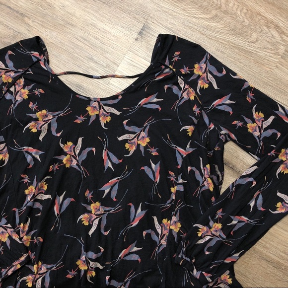 Free People Anthropologie Elsa Floral Print Twisted Open Back Shirt Blouse Top - Picture 6 of 8